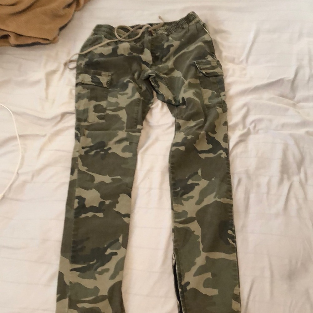 Pacsun camo zipper pants
